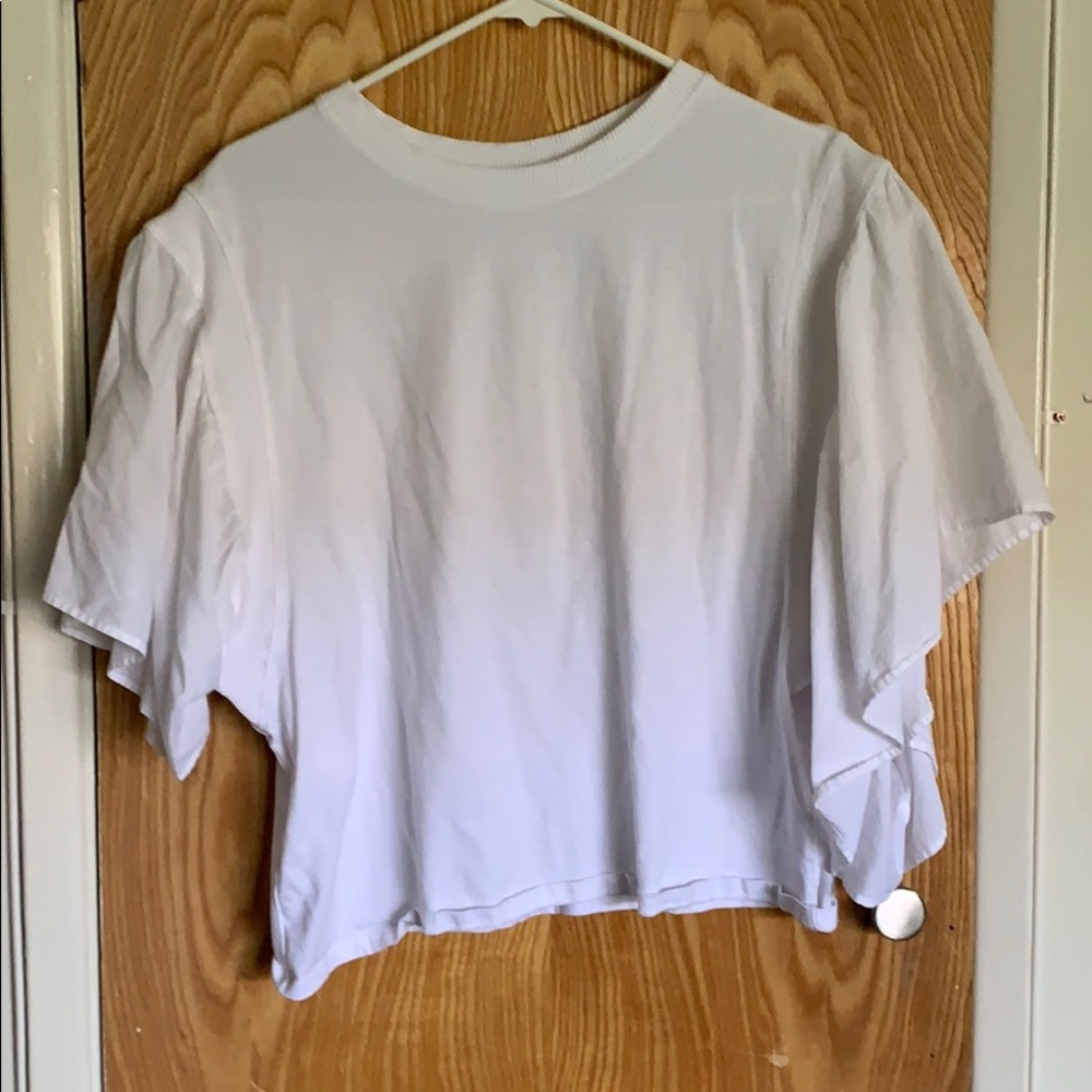 Flare sleeve T shirt